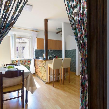 Studio Apartman Ela Pula Exterior photo